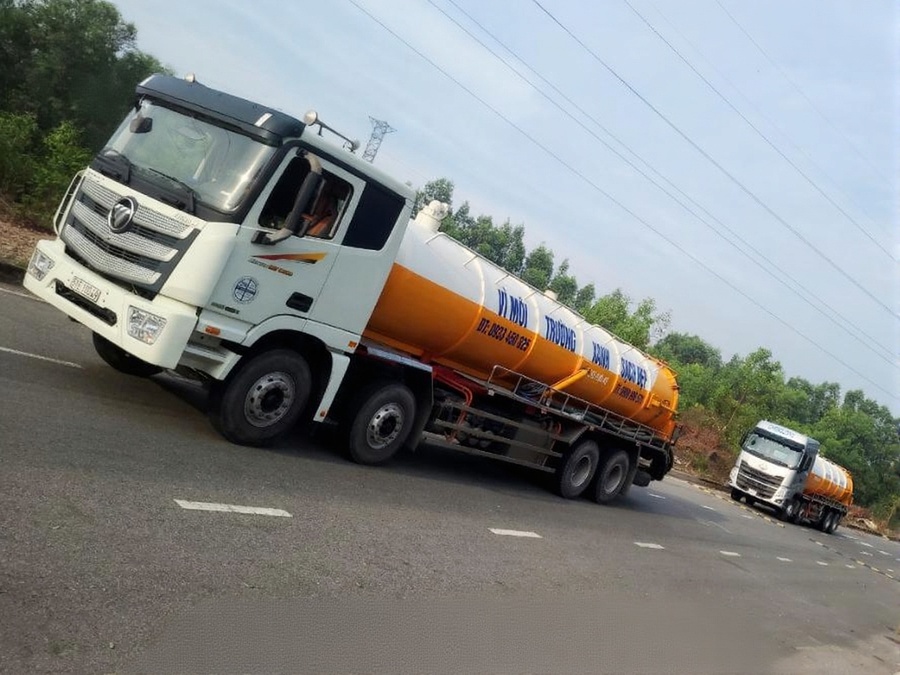 Dịch vụ thu gom b&ugrave;n thải c&ocirc;ng nghiệp với quy tr&igrave;nh chuy&ecirc;n nghiệp