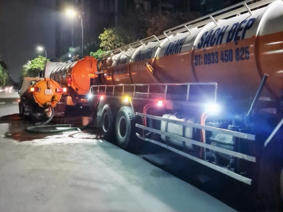 Dịch vụ thu gom b&ugrave;n thải c&ocirc;ng nghiệp gi&aacute; rẻ