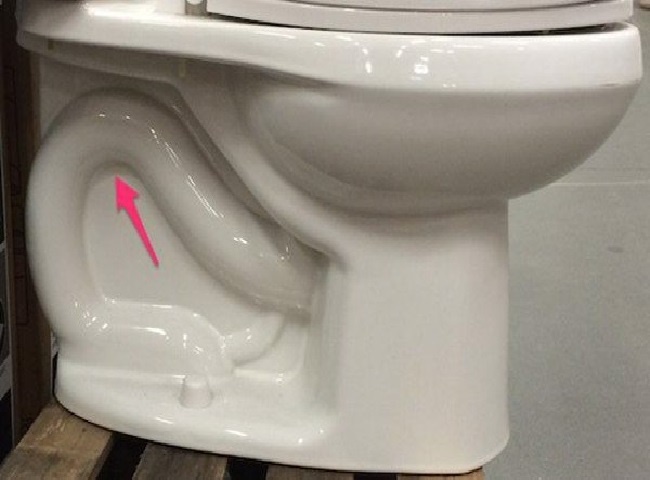 Do lỗi lắp đặt kỹ thuật dẫn đến két nước bồn cầu kêu to