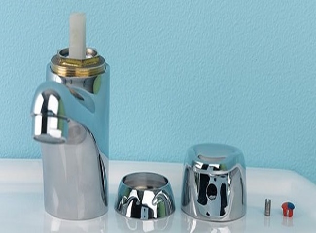 C&aacute;ch sửa v&ograve;i nước bồn rửa mặt bị tắc nhanh ch&oacute;ng